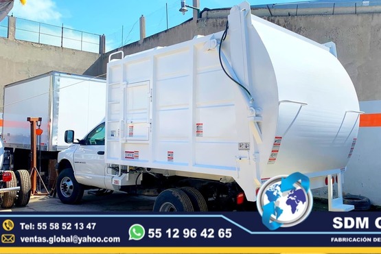 Fabricantes de Compactodores de Basura carga trasera carga lateral para basura organica e inorganica. SDM Global Mexico somos una empresa líder en la fabricacion de camiones compactadores y recolectores de basura de carga lateral y trasera asi como de unidades moviles especiales, semi remolques con personal altamente capasitado para su fabricacion y ventaLos Recolectores de basura o residuos son máquinas que tienen como principal objetivo el de comprimir los deshechos, transformándolos en un conjunto mucho más pequeño y permitiendo así que su manipulación sea mucho más sencilla y eficiente por parte de quienes transportan la basura periódicamente. contamos con camionones compactadores y recolectores de basura.Somos una Empresa Mexicana líder en el Mercado con años de experiencia, especialistas como fabricantes de camiones recolectores de basura carga trasera y lateral, Unidade Moviles, Cajas secas, carrocerias, remolques, pipas de agua, auto tanques, alargado y acorazado de chasis, equipamiento de patrullas, ambulancias de traslado, gruas de plataformas y arrastre, rampas hidraulicas de carga y descarga, redilas estaquitas, somos fabricantes.Somos fabribricantes directos, distribuidores en todo Mexico, comunicate y te atenderemos personalmente.